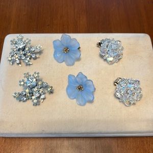 Clip on earrings set